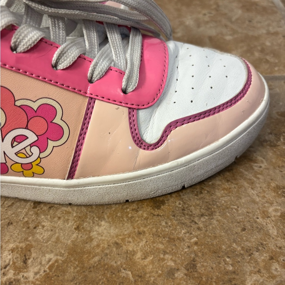 Barbie Women’s Sneakers - Pink & White Floral Print Size 11 - Picture 7 of 13